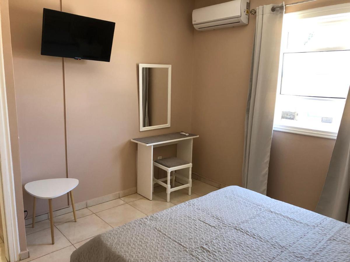 Petros Rooms & Apartments Lixouri Luaran gambar